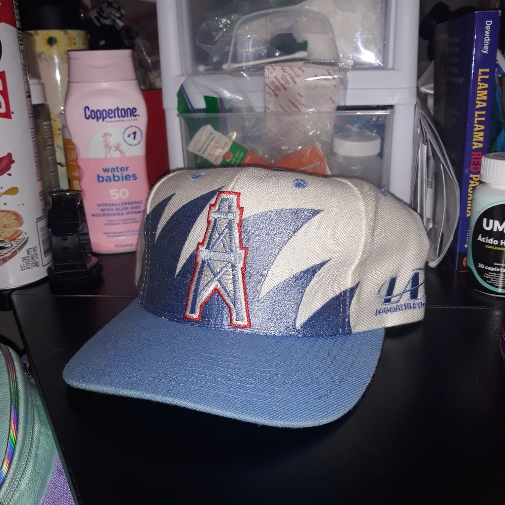 Vintage Houston Oilers Sharktooth Hat